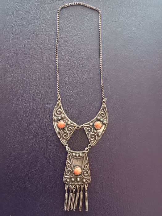 Старо винтидж колие