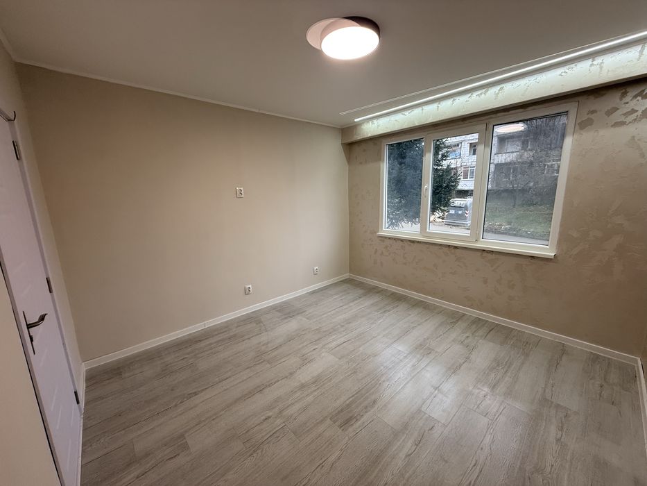 Апартамент с 2 спални и всекидневна