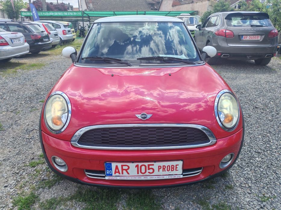 Mini Cooper 1.6 benzina 2007 cash sau rate