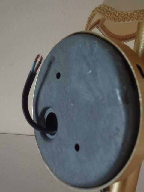 Аплик за стена - класически стил