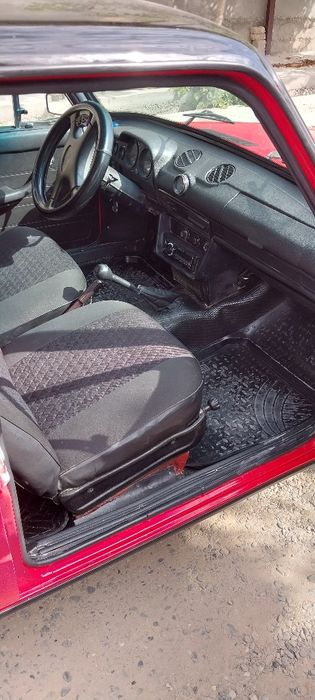 Срочна жигули 2106 сотилади