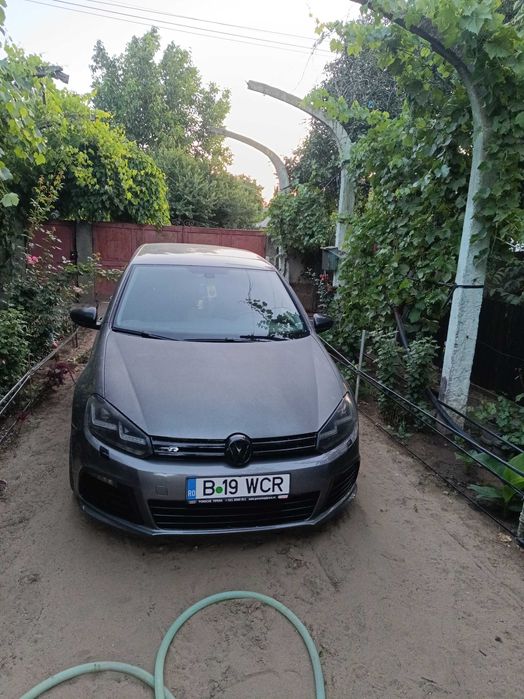 Golf  6 2012 utilizat zilnic ,fără defecte ascunse ,se da pe proba.Sau schimb cu ceva break pentru o familie cu doi copii,de preferat benzina.