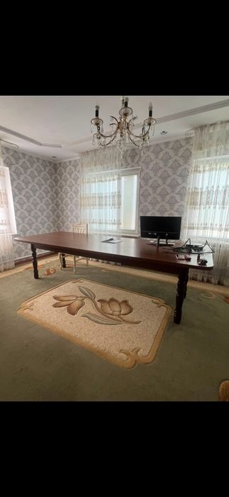 Продам стол 3м×1м в хорошем состоянии