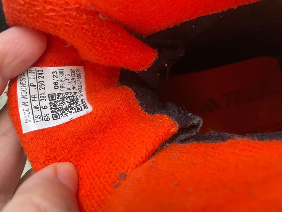 Ботуши Адидас 39 1/3