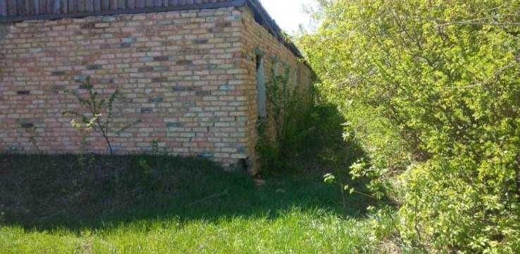 Здание школы на разбор