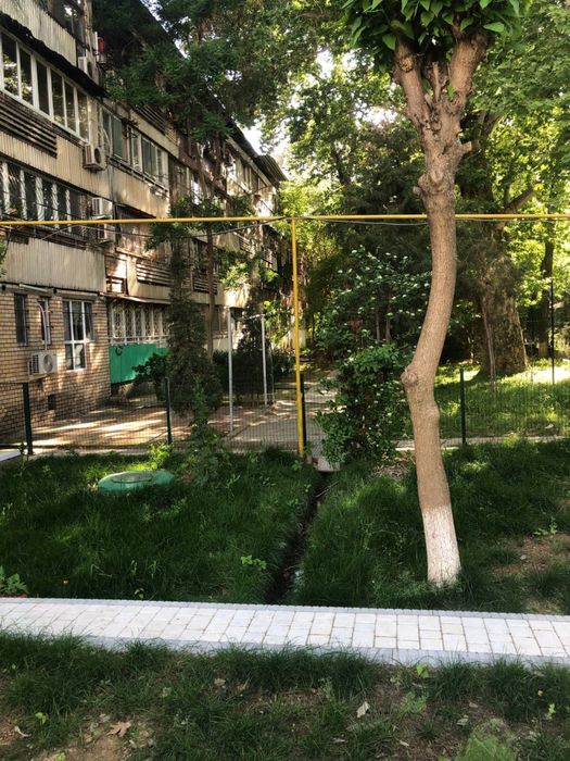 Продается 3 комнатная квартира в центре города