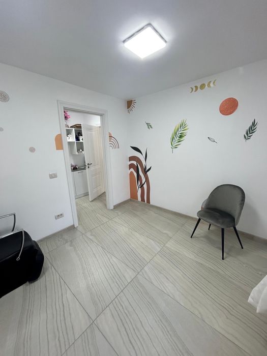 Inchiriez/spatiu  comercial