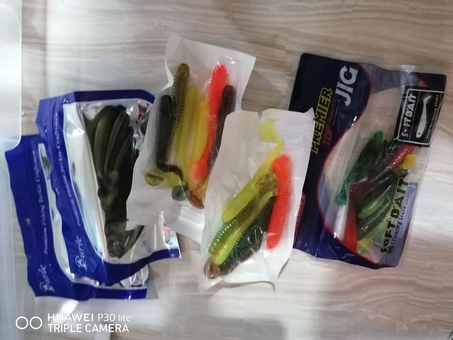 Vând trusa cu jiguri