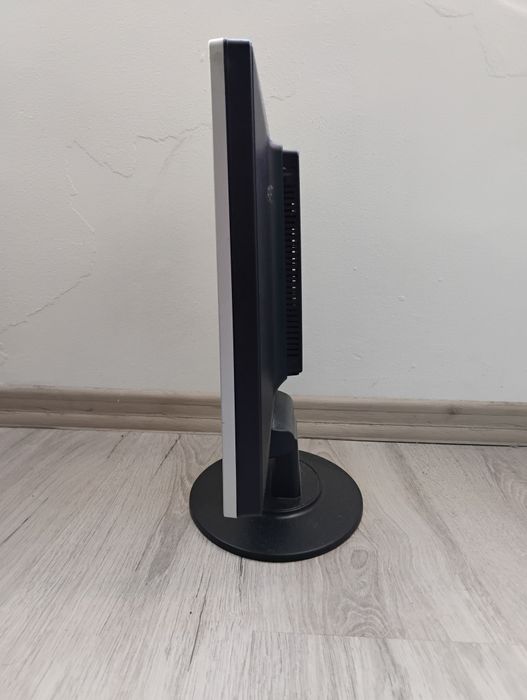 Монитор Aser 19 "