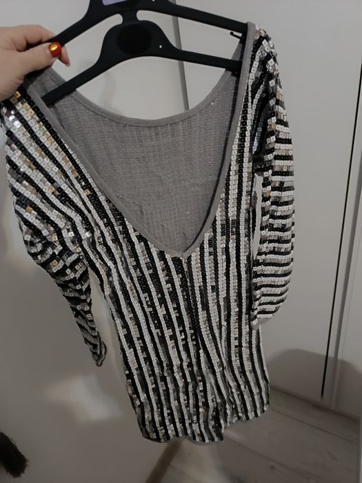 Rochie paiete  mărime s