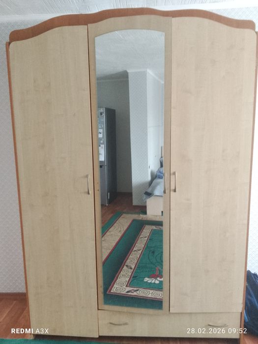 Продам шкаф недорого
