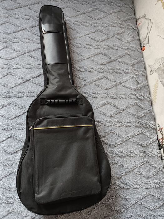 Гитара шестиструнная с чехлом