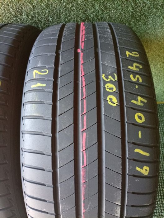 245 40 19 Bridgestone