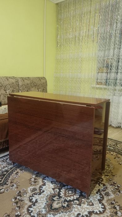 Продам раздвижной стол