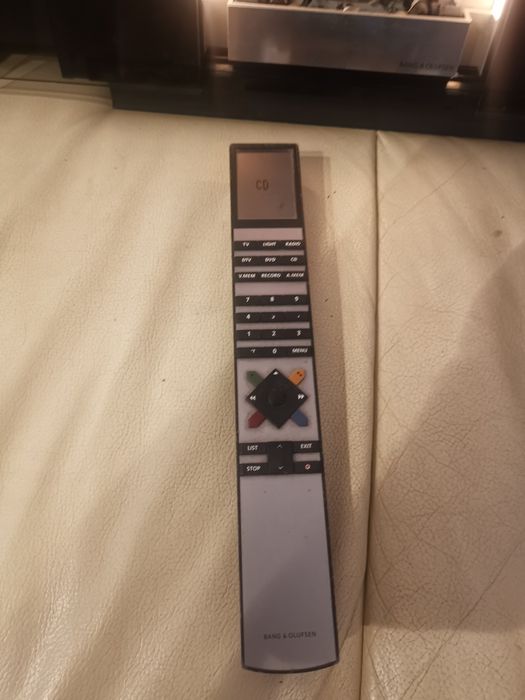 Sistem audio bang Olufsen anii 2000