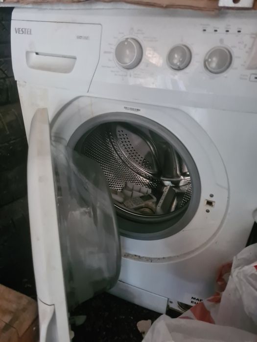 Продам стиральную машину