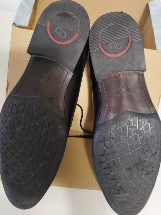 Pantofi bărbați eleganți, din piele, mărimea 42