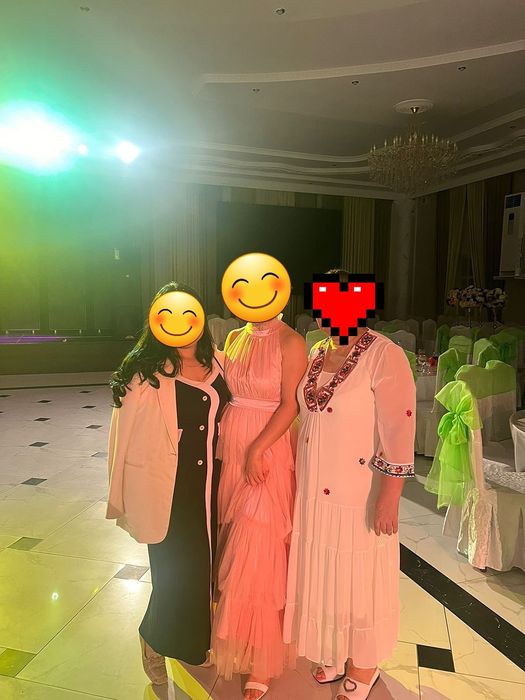 Вечерние платье розовый цвет