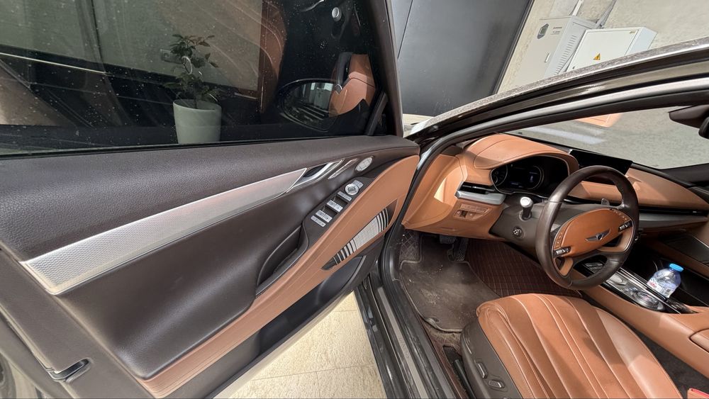 Genesis G80 electrified