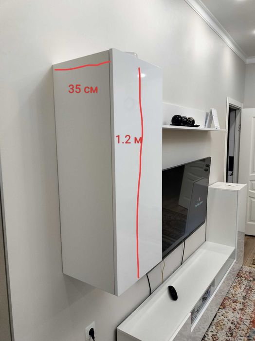 Шкаф подвесной для зала