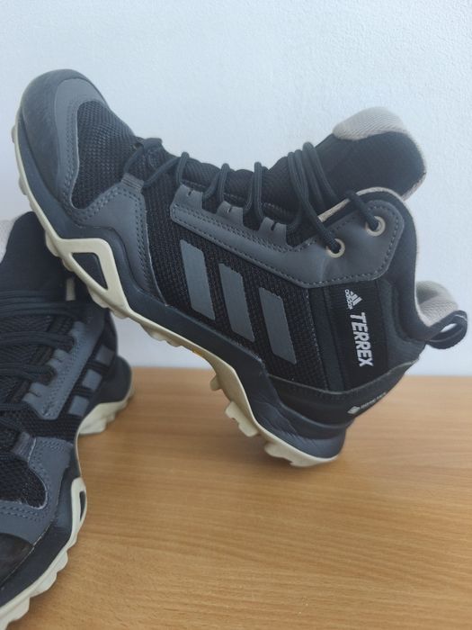 Adidas Terrex Goretex 38 (24cm) impecabile