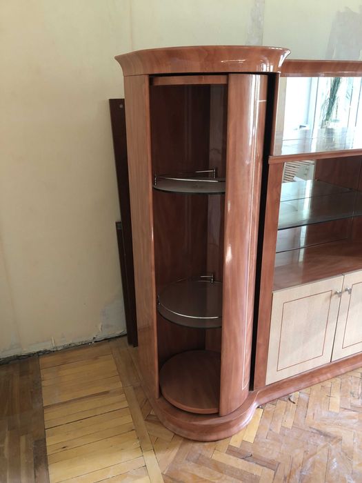 Продам горку сервант