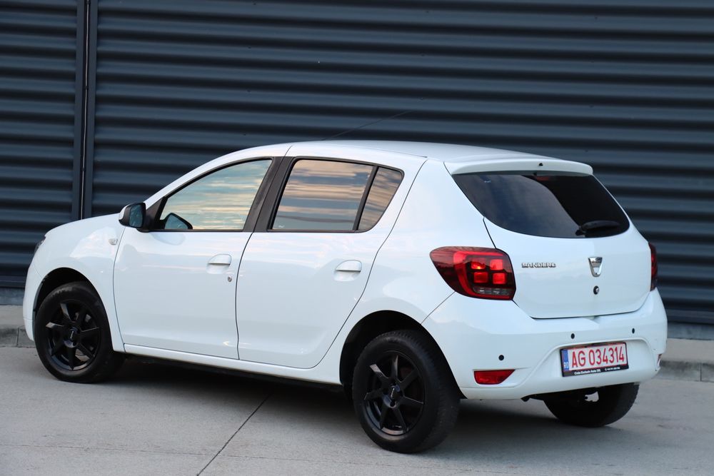DACIA Sandero 2017 — imagine 3