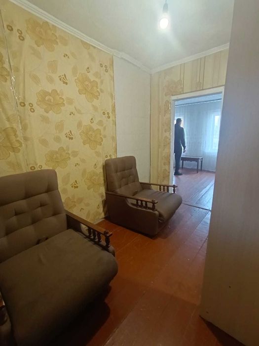 Продам дом на 3х хозяев в г. Тобыл