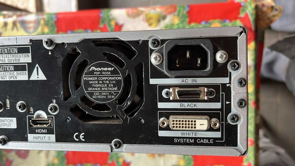 Receiver Pioneer model PDP-R05E
