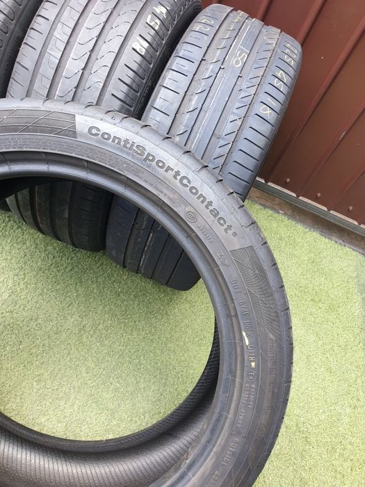 225.45.18 2x Pirelli 2x Continental