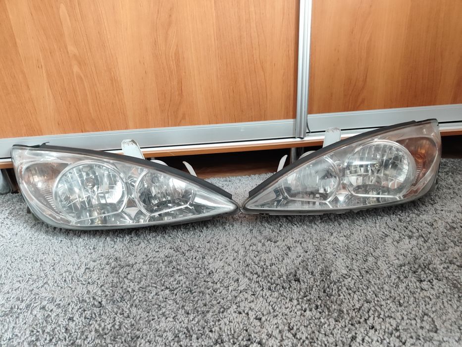 Продам фары Камри 30 Америка
