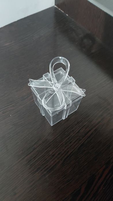 Стеклянные прозрачные коробки наполнитель