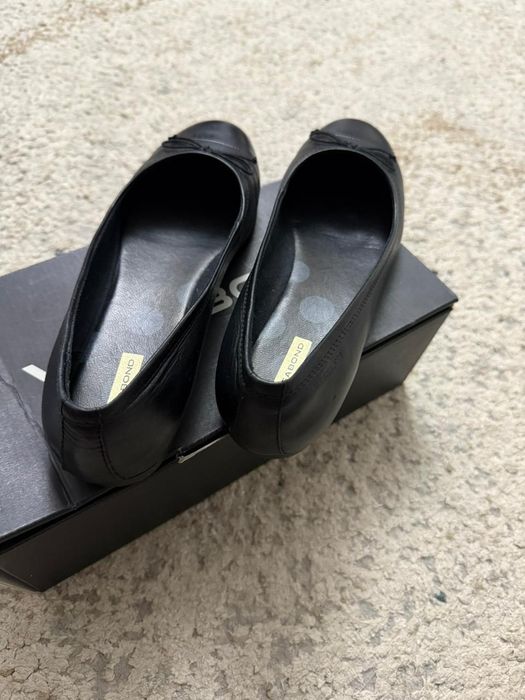 Продам туфли (балетки)