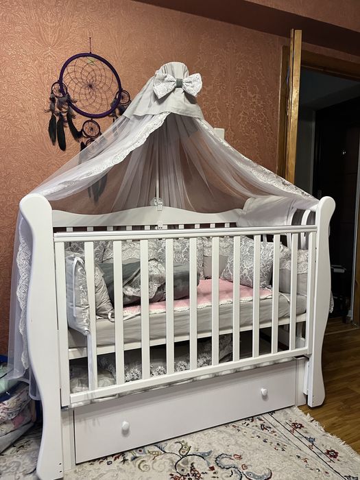 Продам кроватку Джулия
