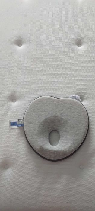 Perniță ergonomică pentru bebeluși