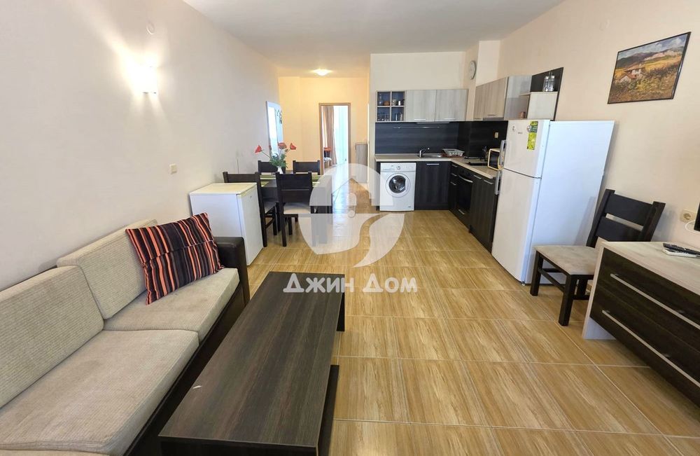 Продава се Тристаен апартамент в Свети Влас - 104 кв.м за 1299 €/кв.м - Снимка #1