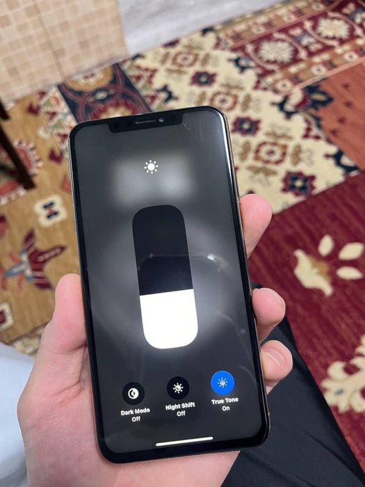 Продам телефон.