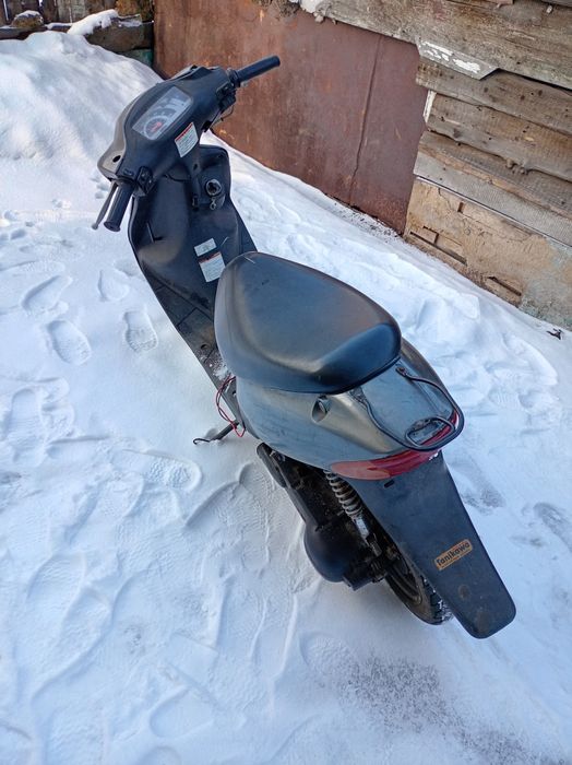 Продам мопед сузуки ледз2