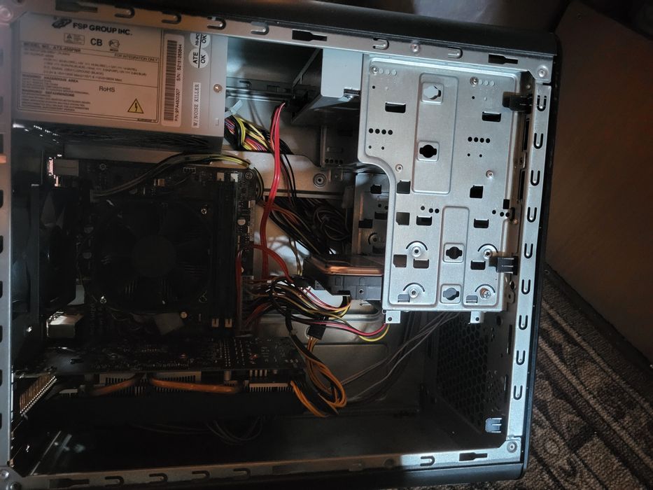 Системный блок для работы и игр.