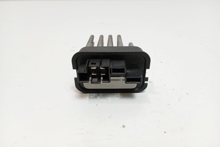 Rezistenta  trepte 90566802 Opel Meriva  seria