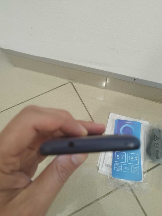 Смартфон Alcatel 1 2019