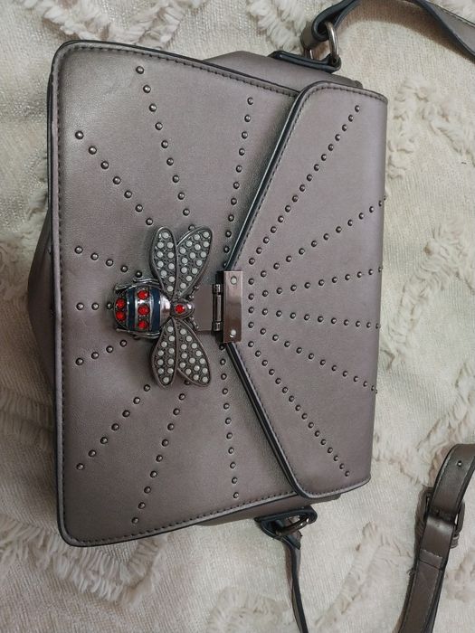 Дамска чанта за рамо