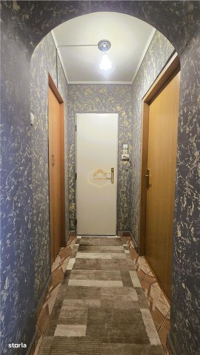 Etaj II | Apartament decomandat cu 2 camere in Livada