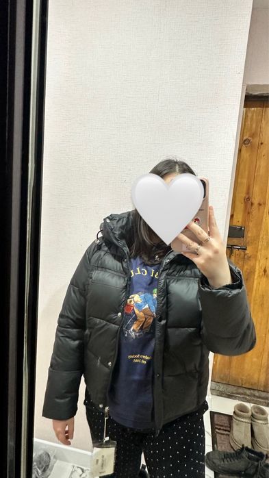 Продам куртку новую