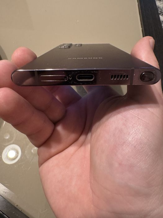 Samsung Galaxy S22 Ultra 12GBRAM/256GB-Burgundy-Dual SIM-MADE IN KOREA