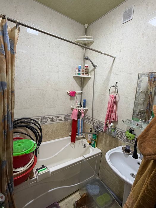 Юнусабад 15 2(3)/3/4 ор Метро Корзинка Срочная Продажа