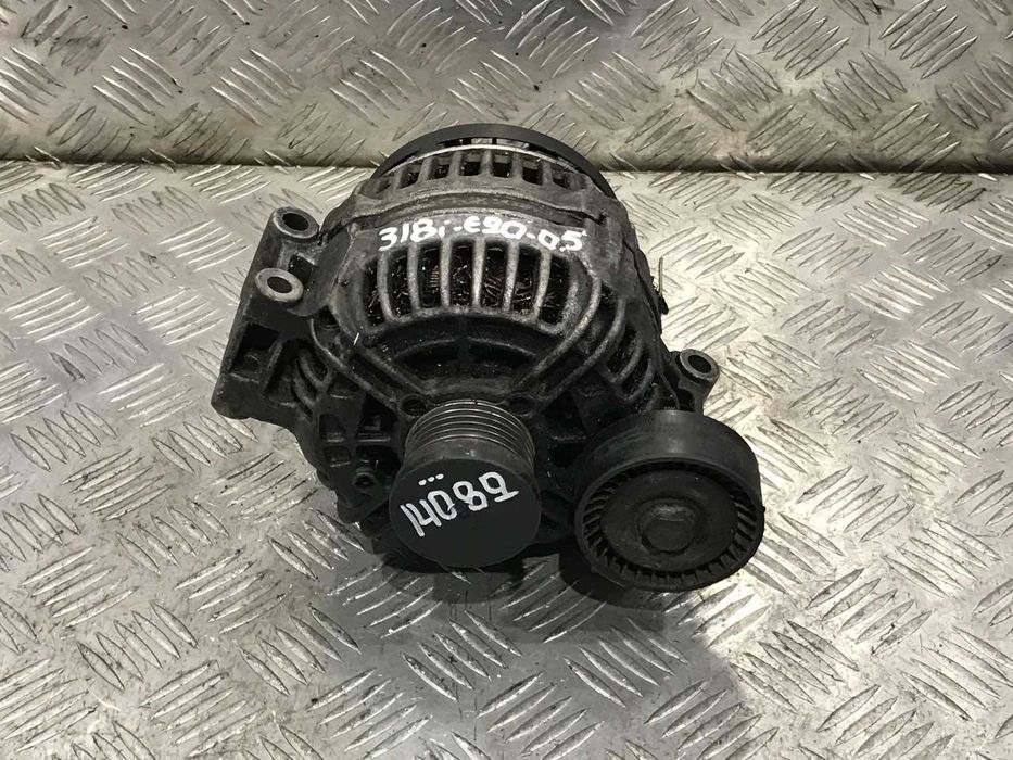 Алтернатор BMW E90 318i 2005г.