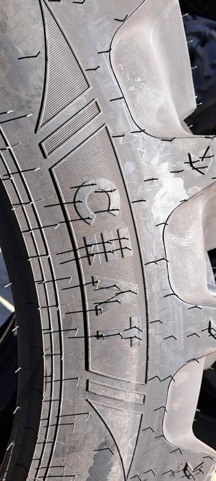 Cauciucuri agricole TRACTOR 320/85R36 CEAT anvelope noi radiale