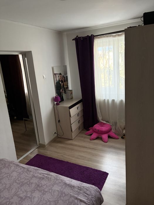 Aparatament de vanzare