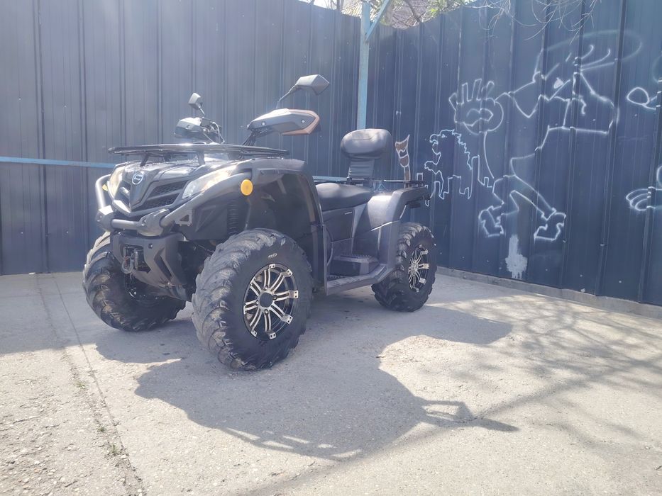 Vând ATV Cf moto( 450 L)